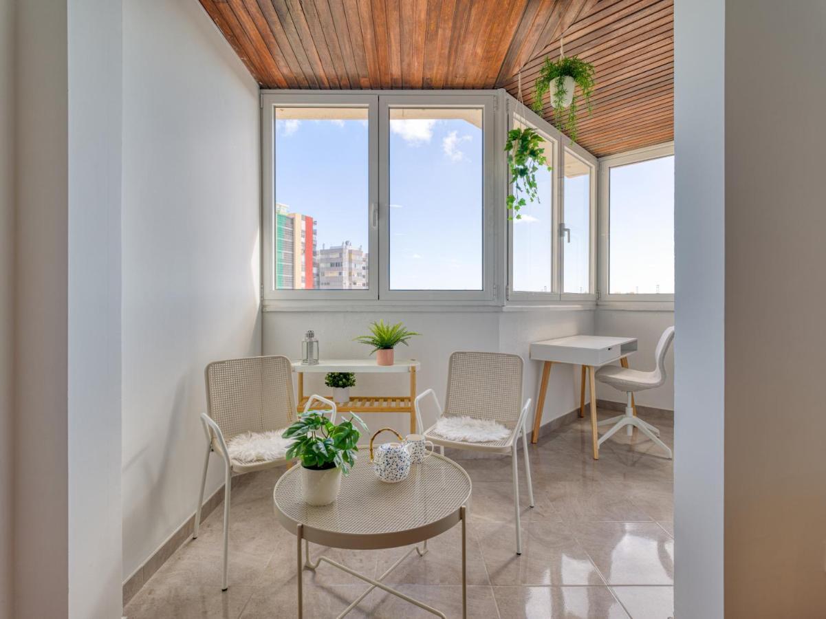 Bright Townhouse - Views - 5 Min Walk To The Beach Las Palmas de Gran Canaria Ngoại thất bức ảnh